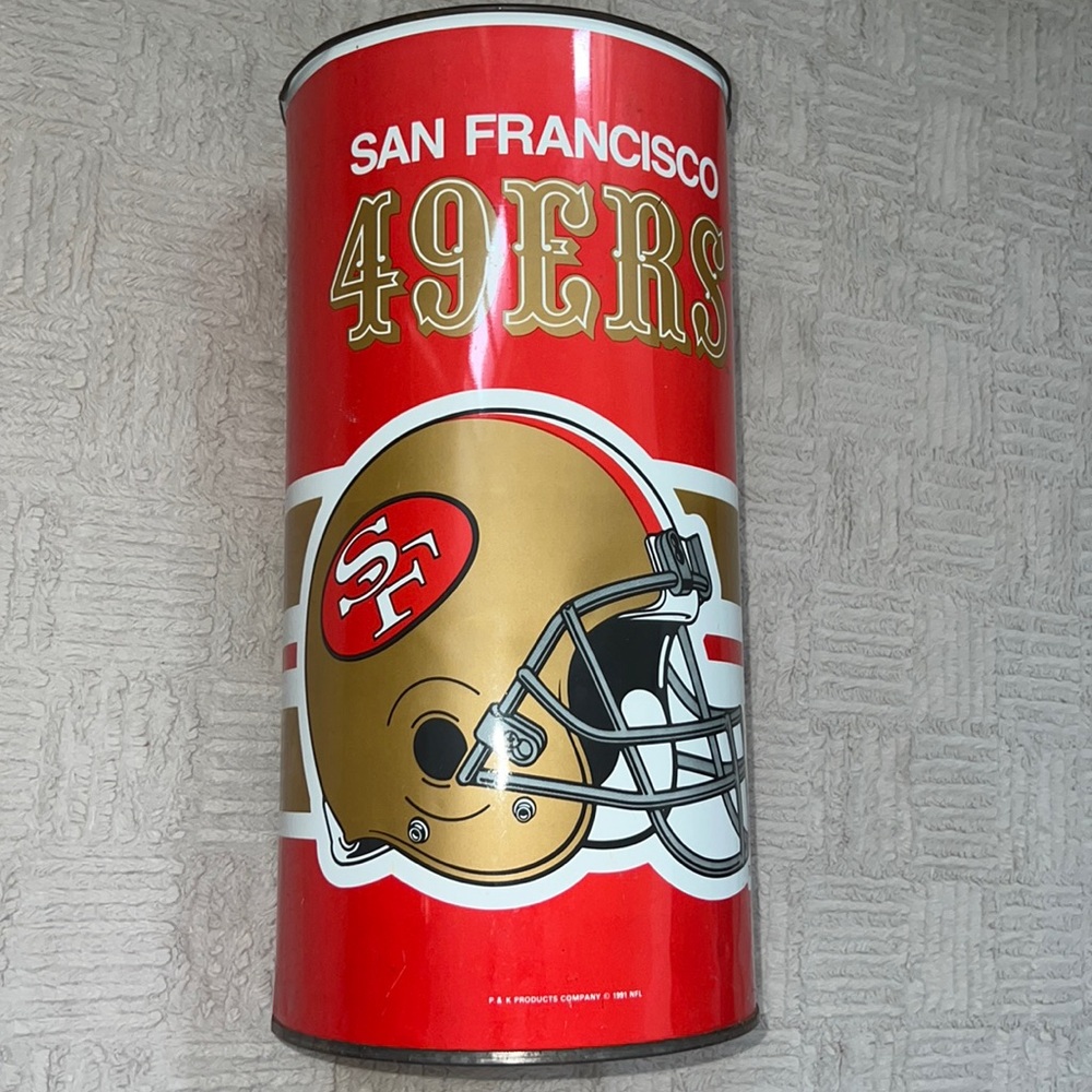 P&K San Francisco 49ers Vintage Metal Trash Can NFL Football Waste Garbage 19"